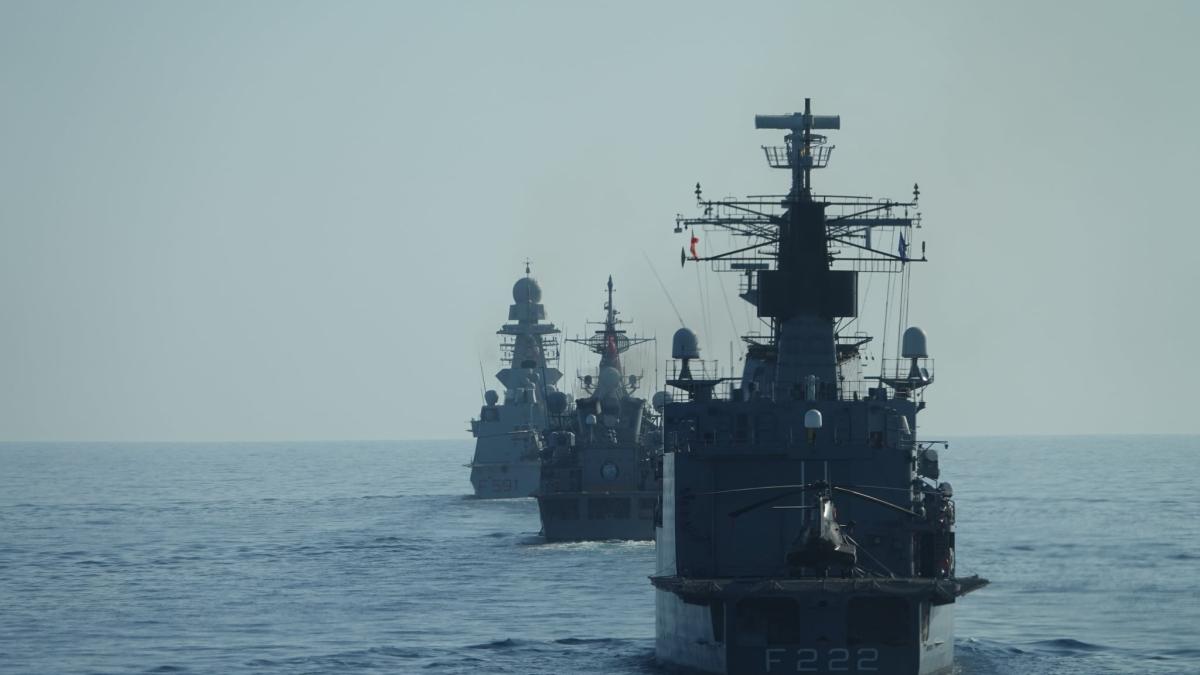 snmg-2---fregata-regina-maria-f-222_26028000