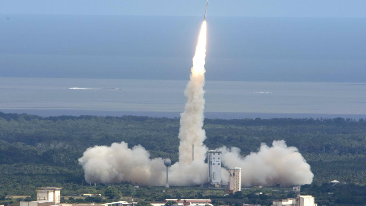 franta-lansare-satelit_50394700