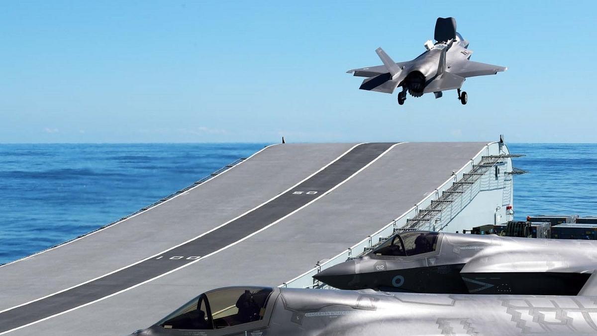 avioane-f-35b-la-bordul-hms-queen-elizabeth_67120400