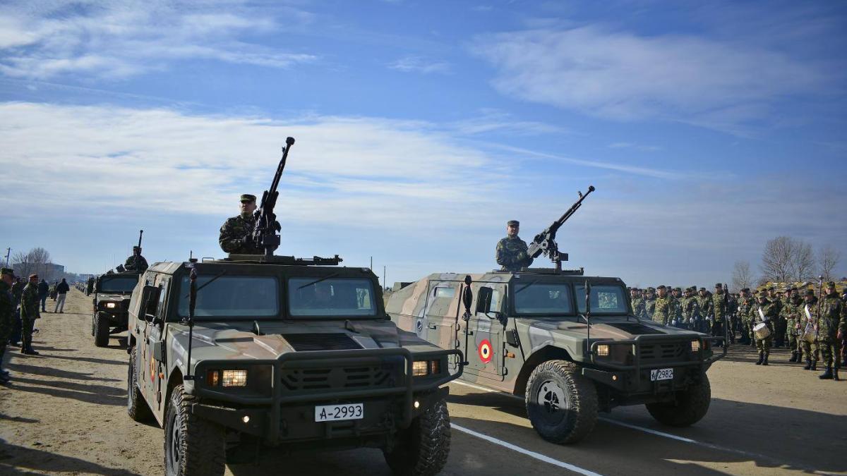 www.defenseromania.ro