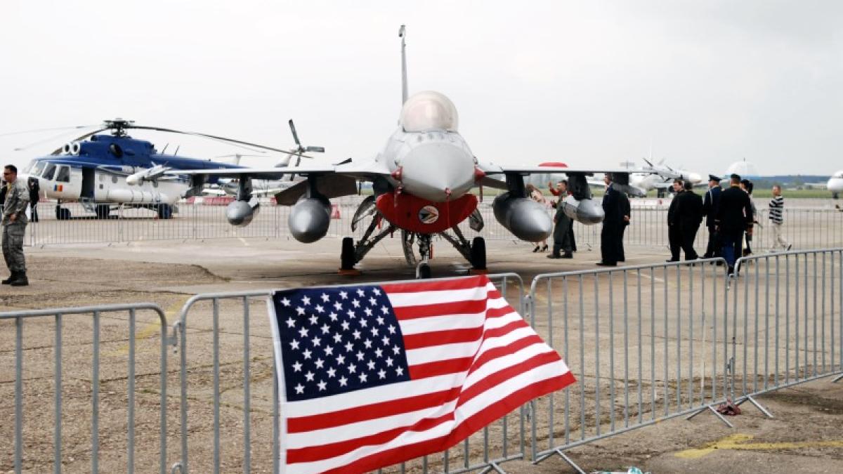 sua_steag_avion_bsda_82588500