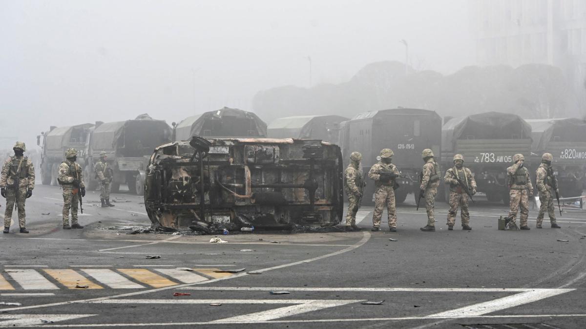 kazakstan-forte-de-ordine-capitala-almaty_48691100