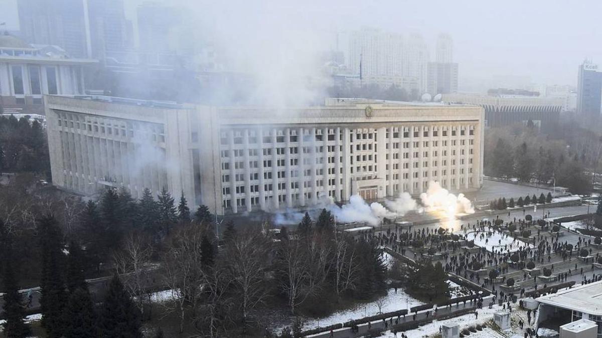 cladirea-guvernului-din-kazahstan_86206800