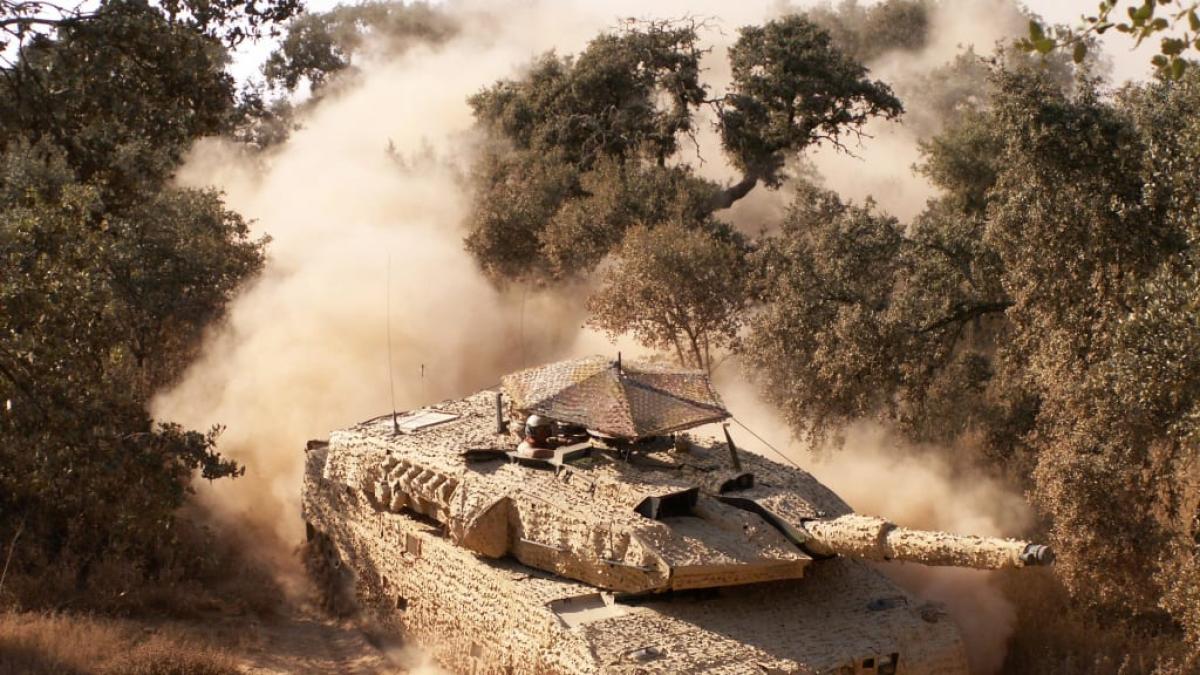 barracuda-multispectral-camouflage-systems_46792900