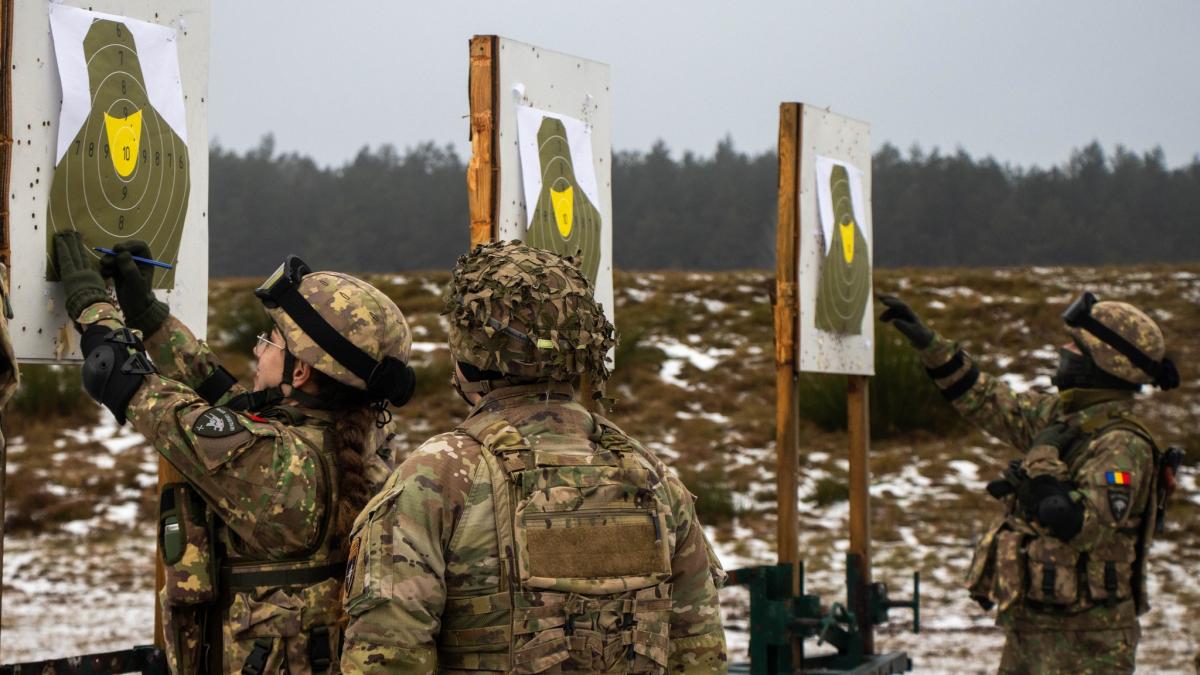 armata-romana-romania-exercitii_61701000