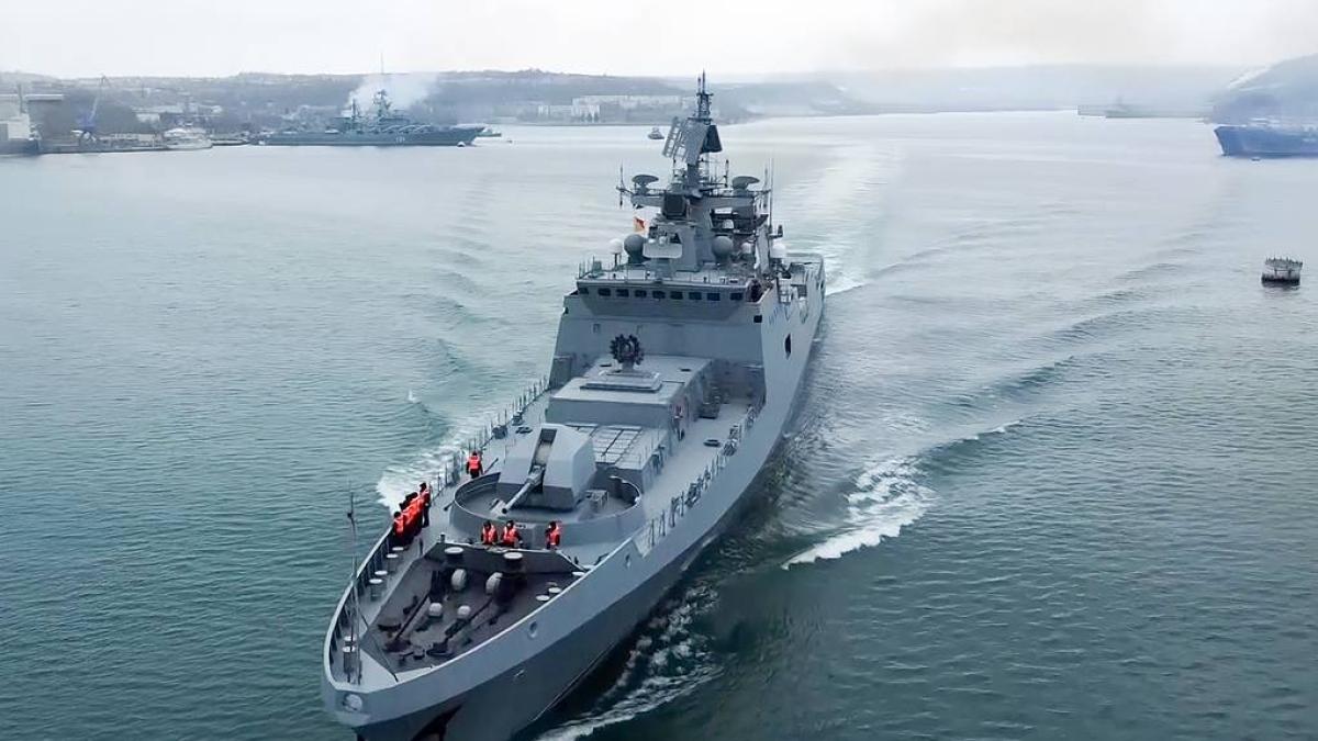 russian-navy-in-black-sea_26416400