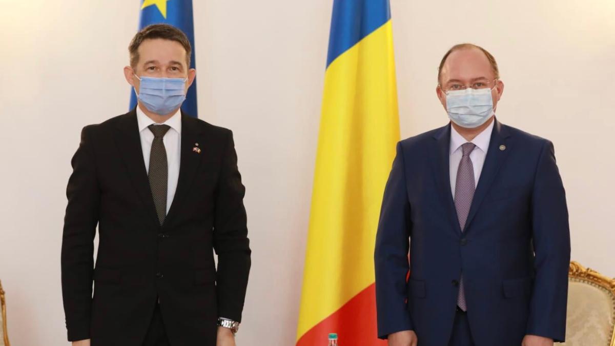 arthur-mattli-bogdan-aurescu_54827200