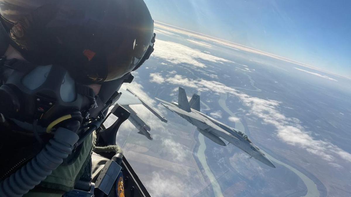 f-18-super-hornet_13631300