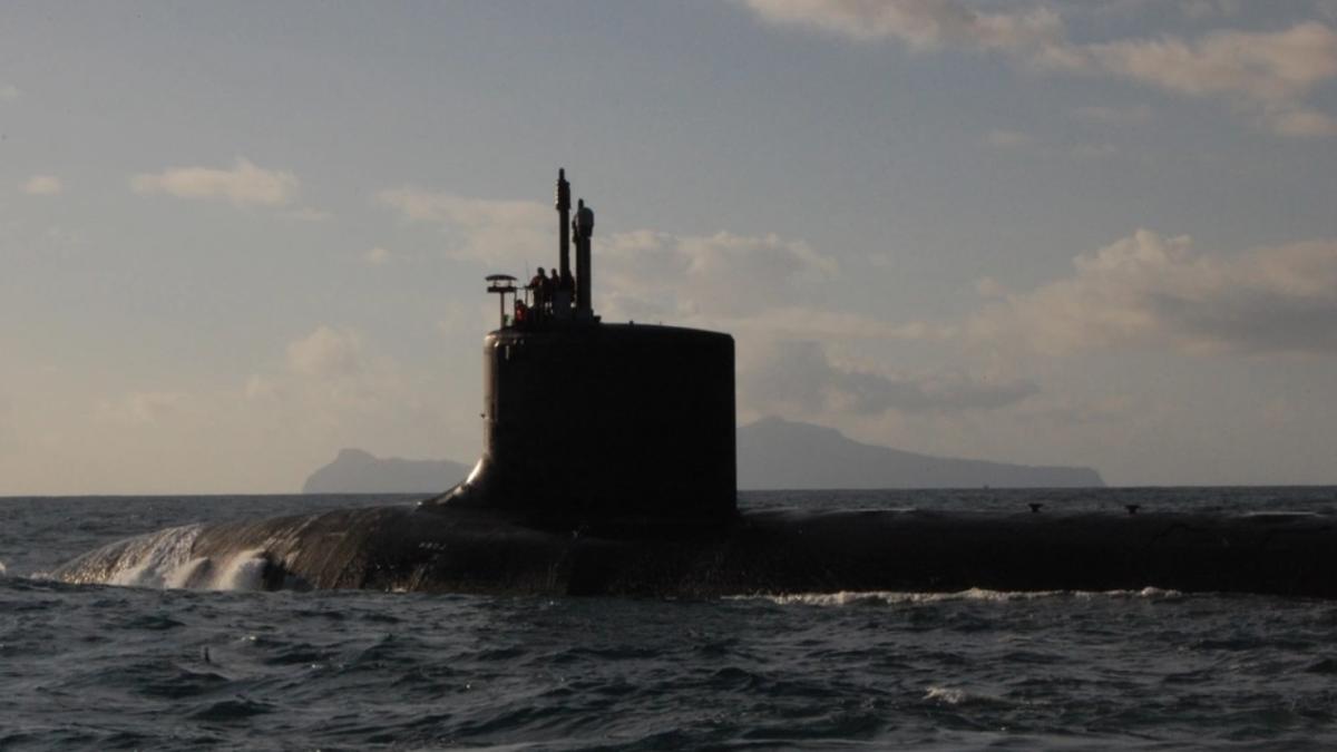 virginia_class_submarine_15204600