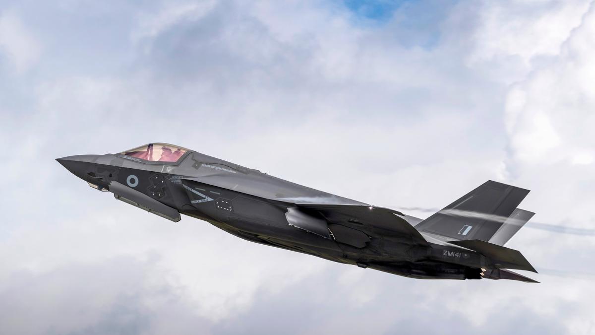 f-35-marea-britanie-avion_14889100