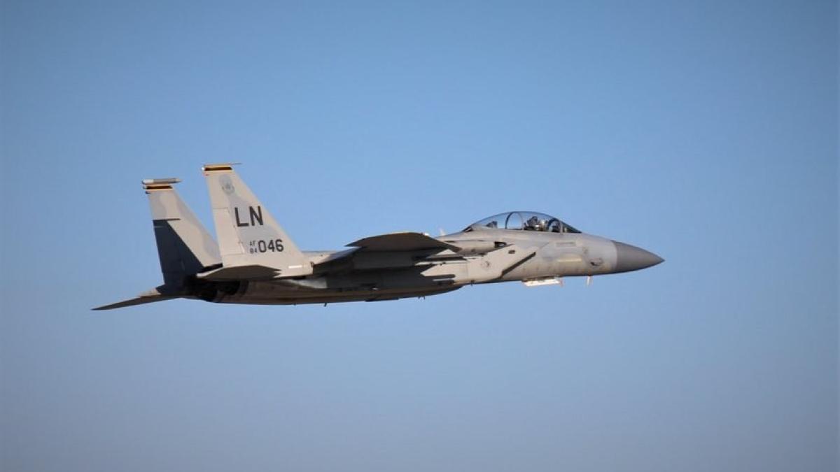 f-15-eagle-in-polonia_16210300