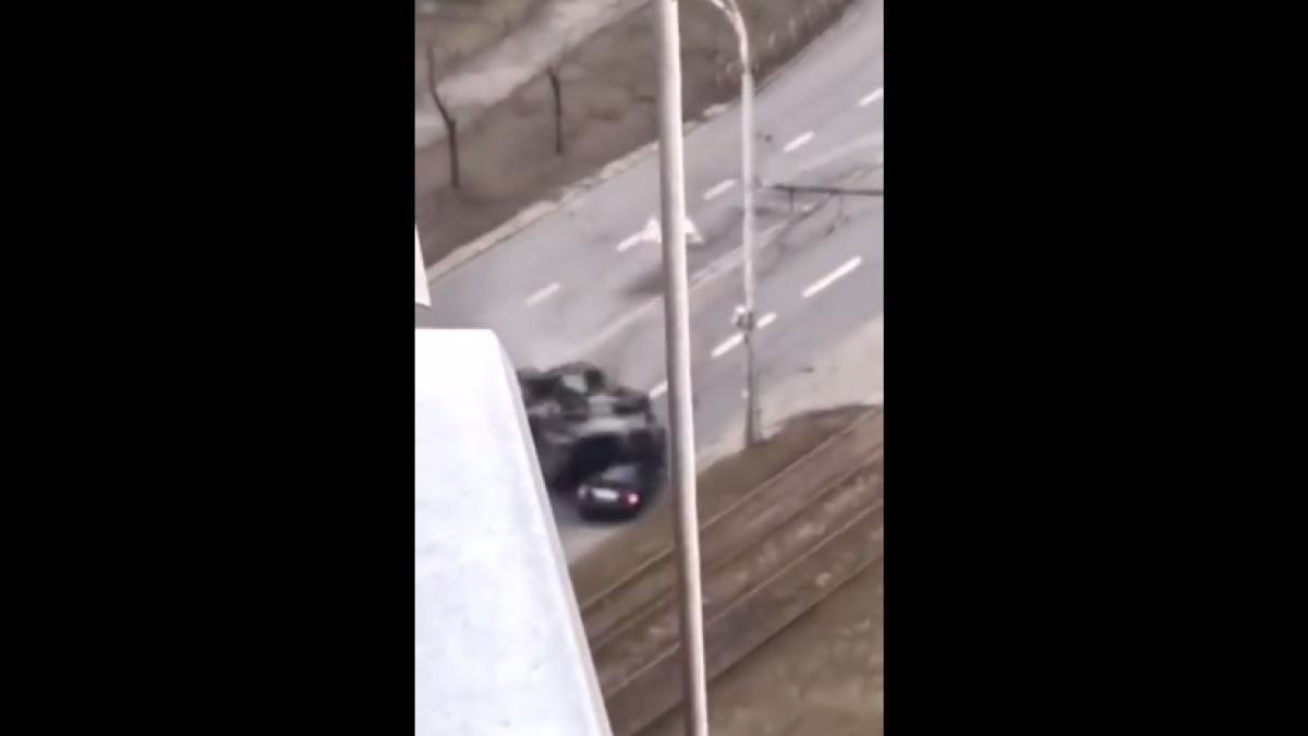 masina-ucraina-blindat-vehicul-de-lupta_39653700