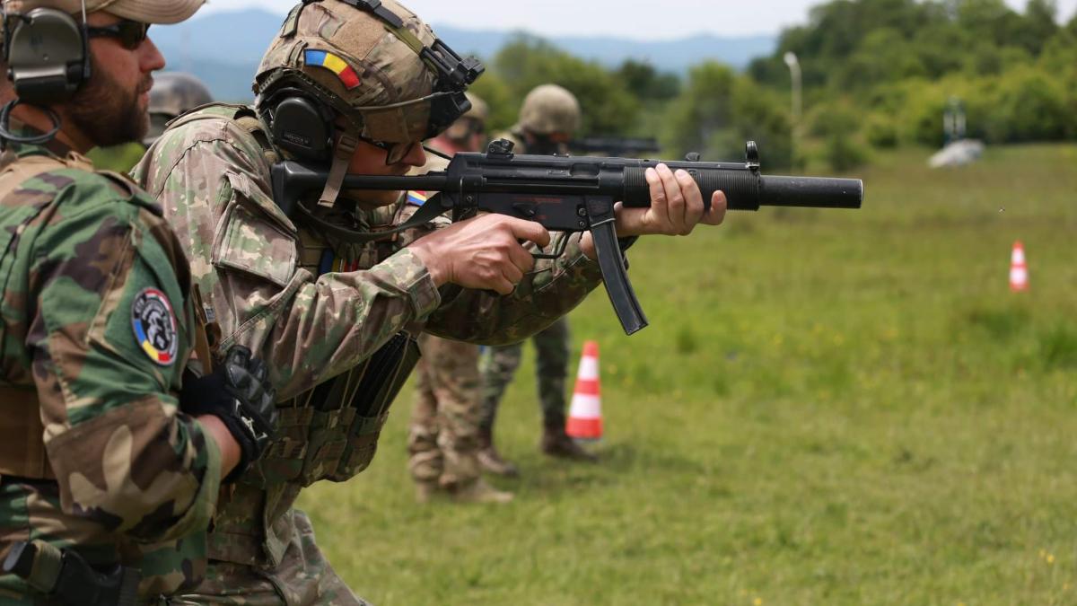 pistol-mitraliera-mapn-trageri-romania_36906800