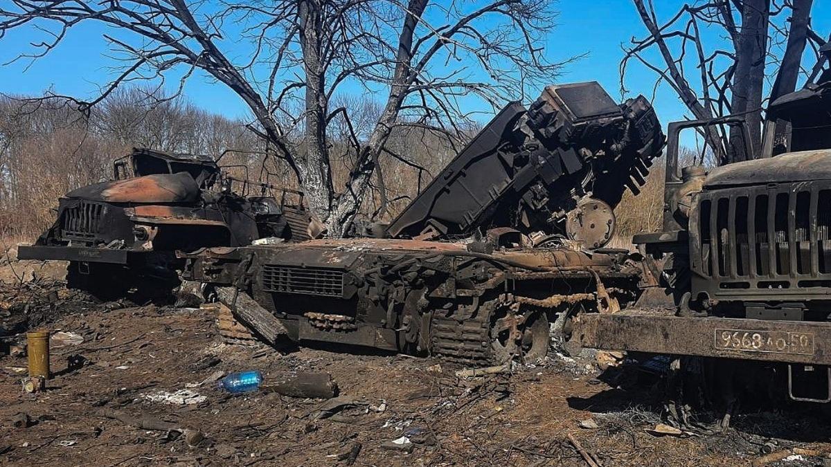 tanc-rusesc-t-80-distrus--02_10577700