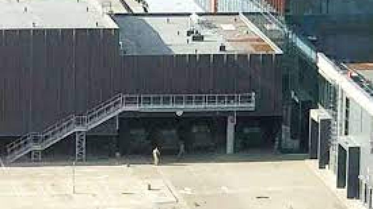 centru-comercial-ucrainean-bombardat-de-rusi_13793200