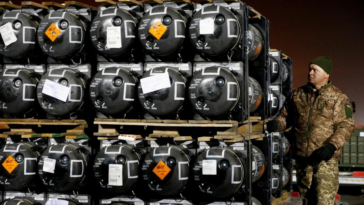 transfer-rachete-javelin-ucraina_00252900