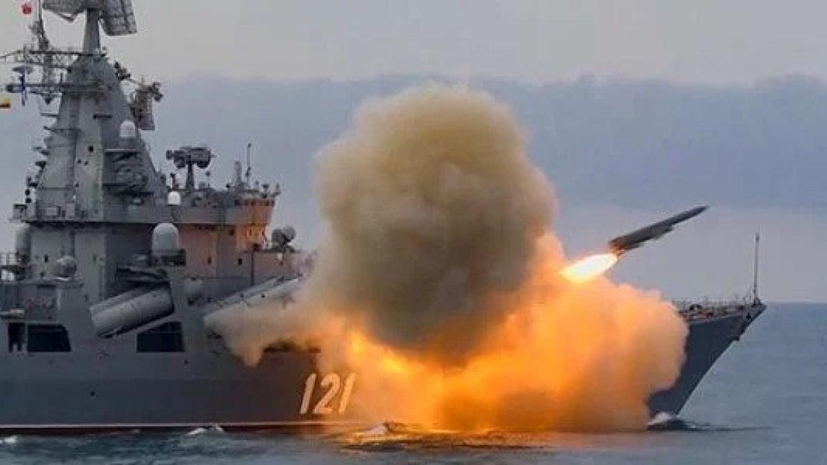 ezgif-com-gif-maker_15995800