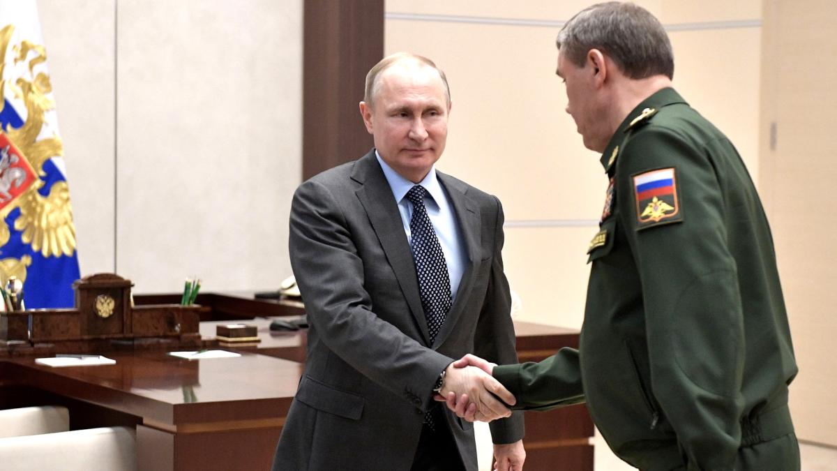 vladimir-putin-valeri-gherasimov_63607600