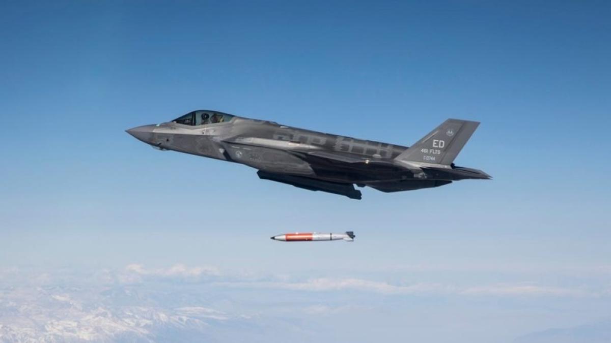 f-35-bomba_00870500