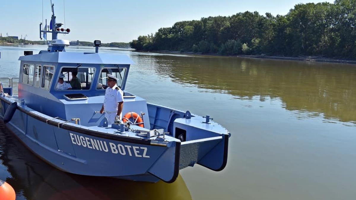 eugeniu-botez-salupa-rapida-dunare-romania_39578200
