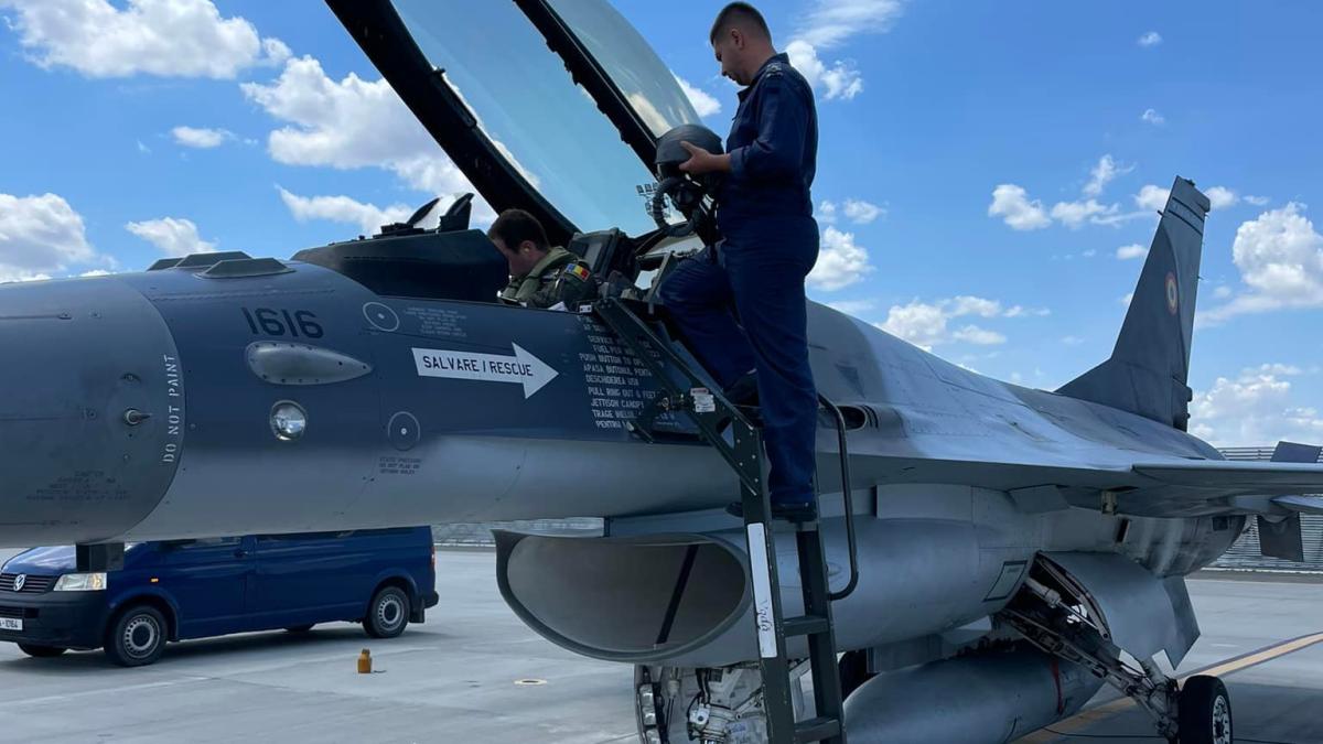 f-16-romania-piloti_77253100