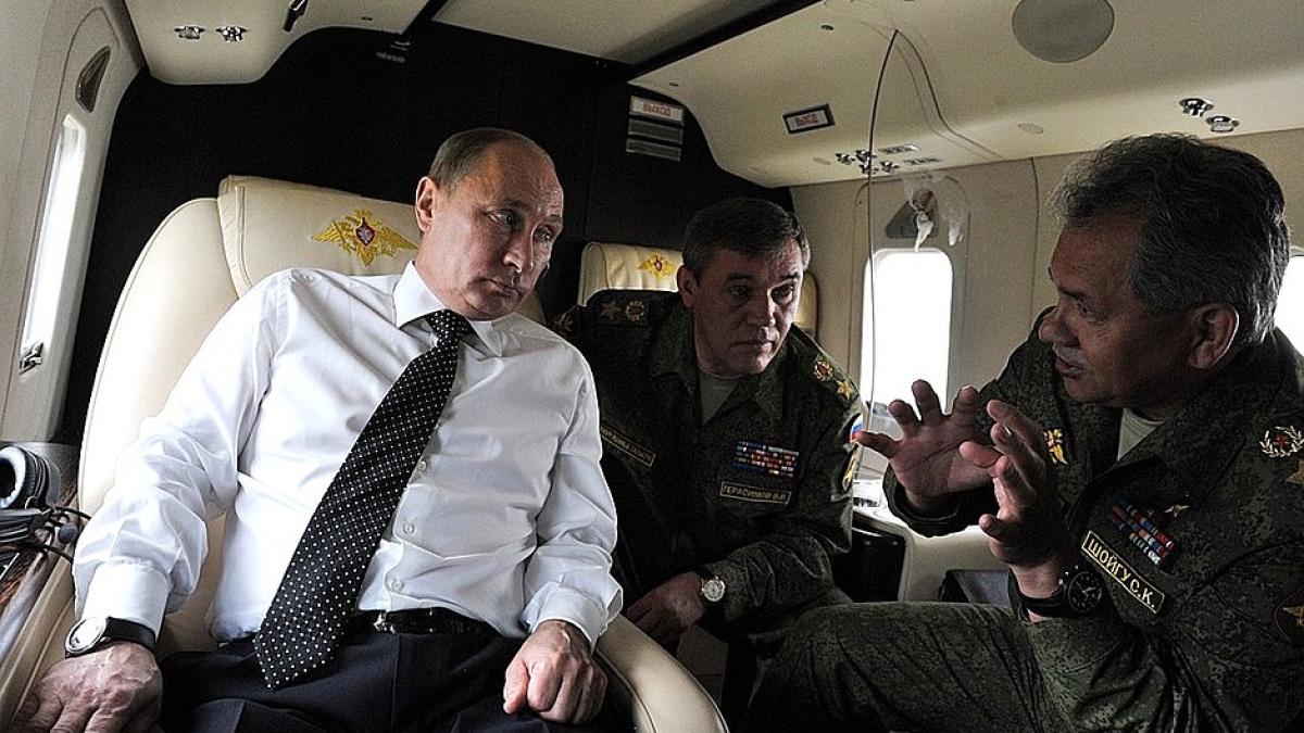 vladimir-putin-serghei-soigu_06687700