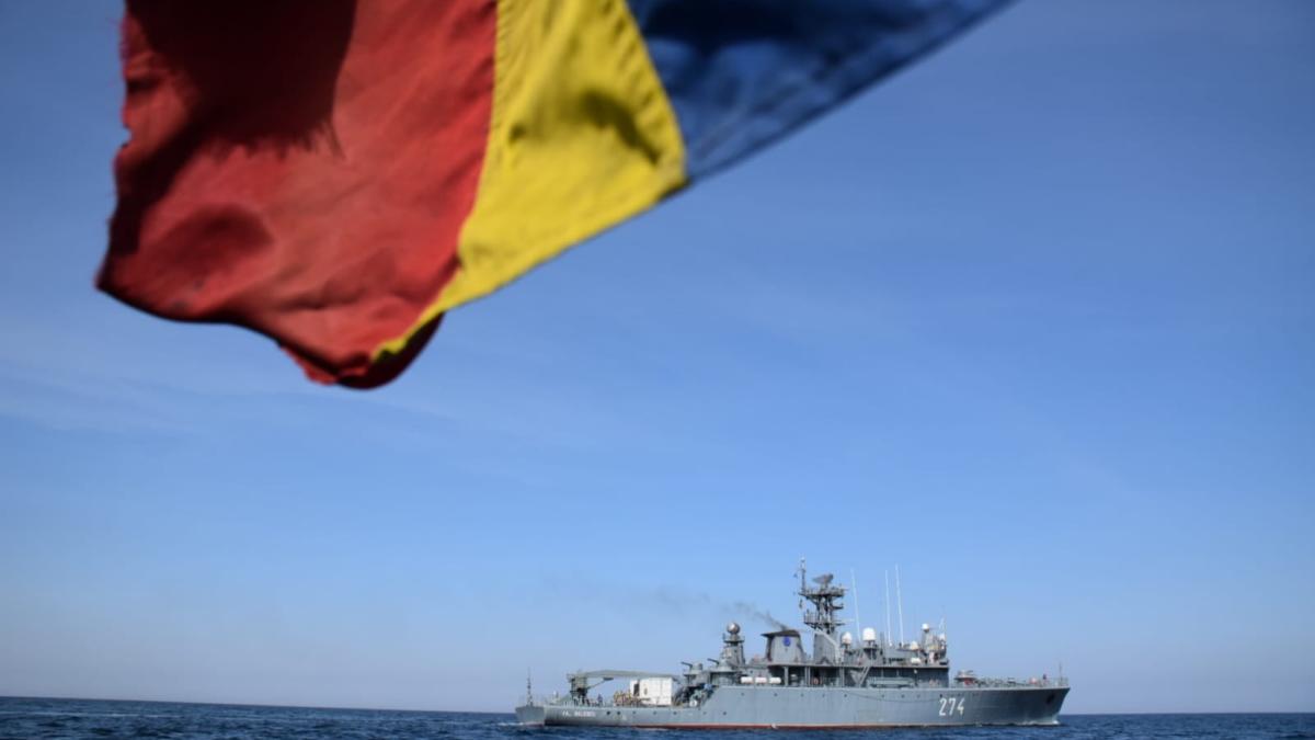 Ofensiva Ucrainei, spulberarea frontului rus și necesități privind înzestrarea Armatei române | Doru Frunzulică, la Obiectiv EuroAtlantic la DefenseRomania