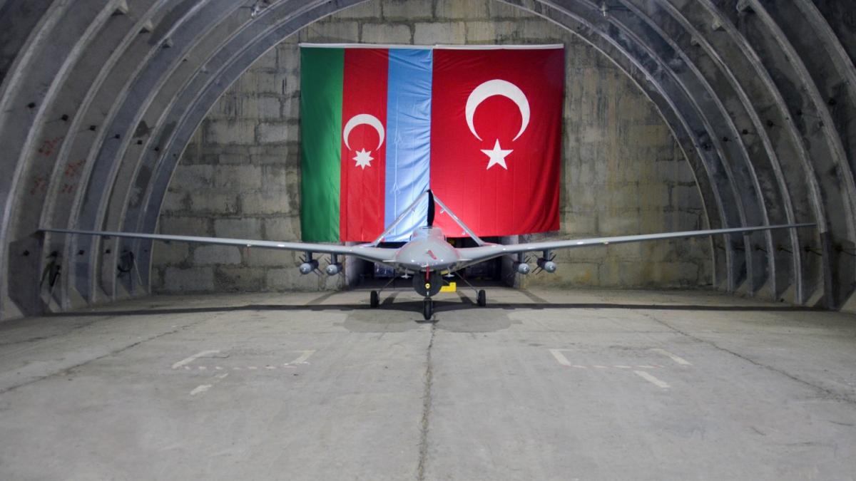 Ambasadorul Armeniei în România: Dronele turcești Bayraktar TB2, folosite de azeri în atacarea teritoriului armean