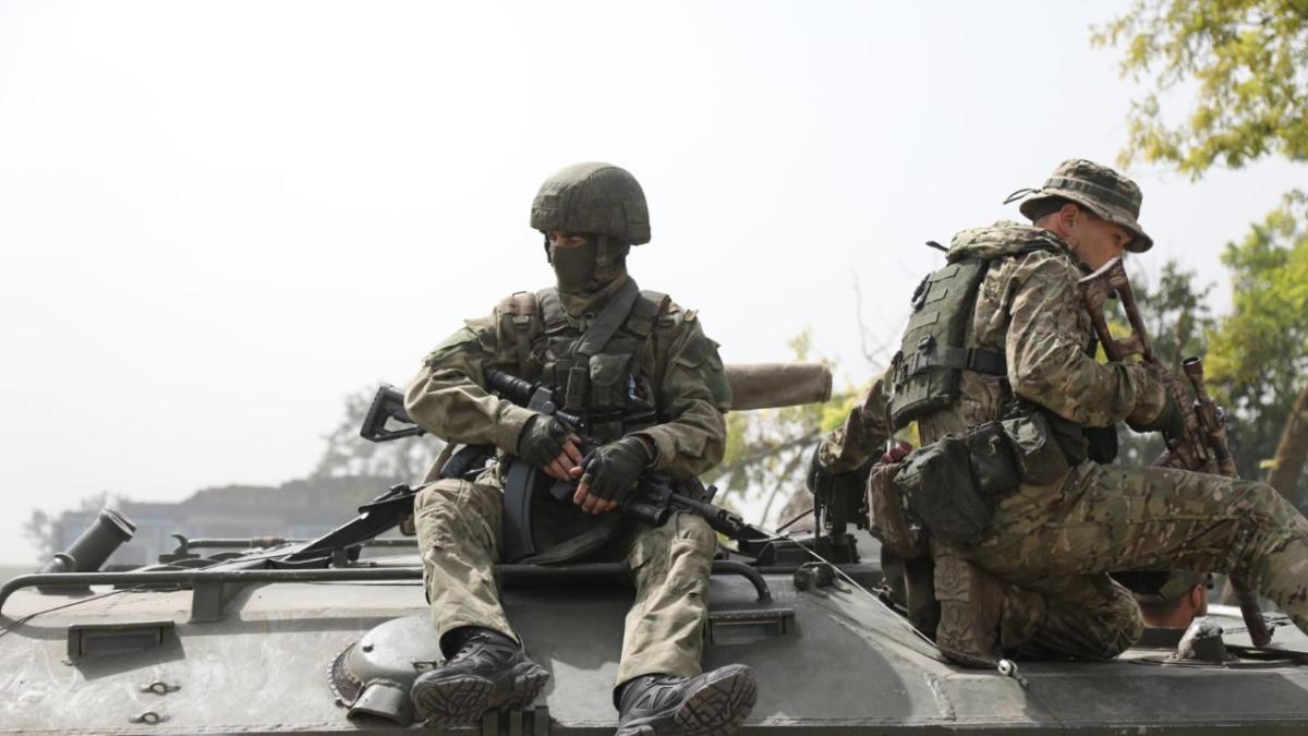 rusia-armata-soldati-rusi_69831100