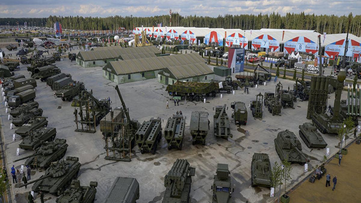 rusia-expozitie-de-tehnica-militara_33523400