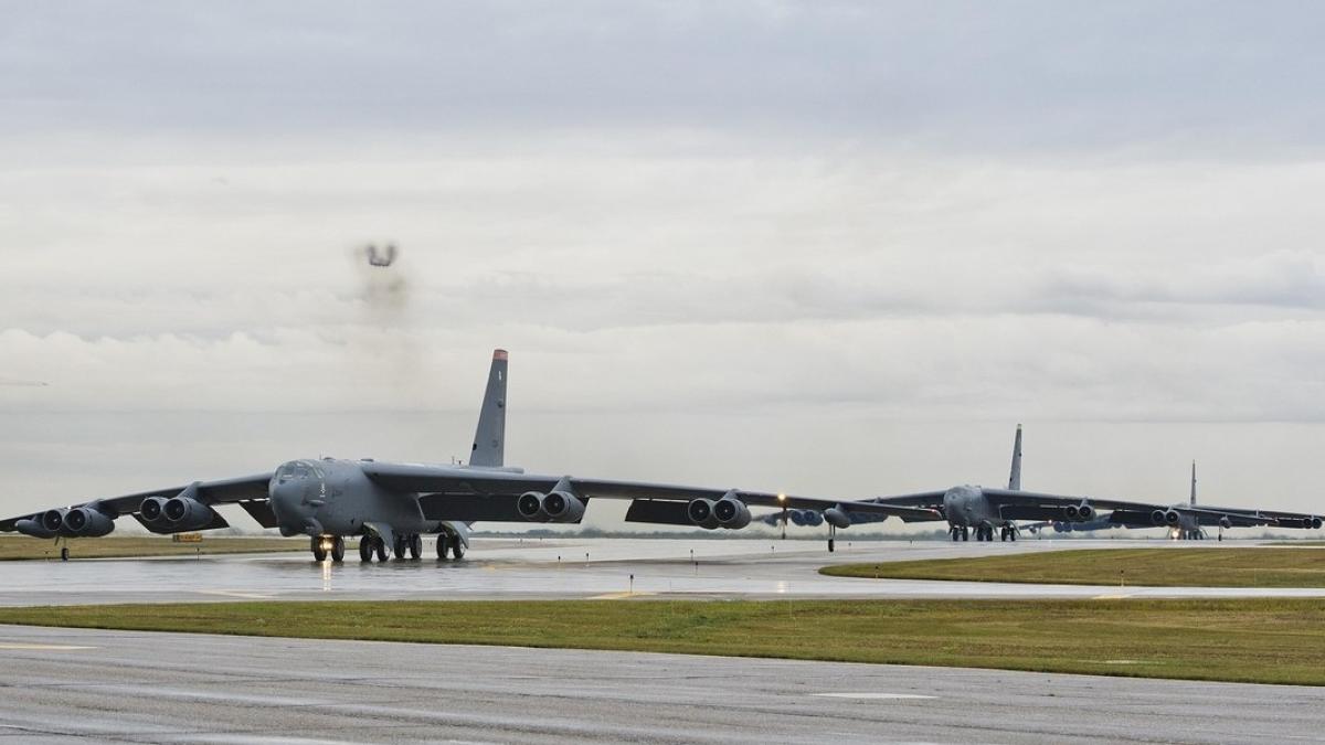b_52_bombers_55511500
