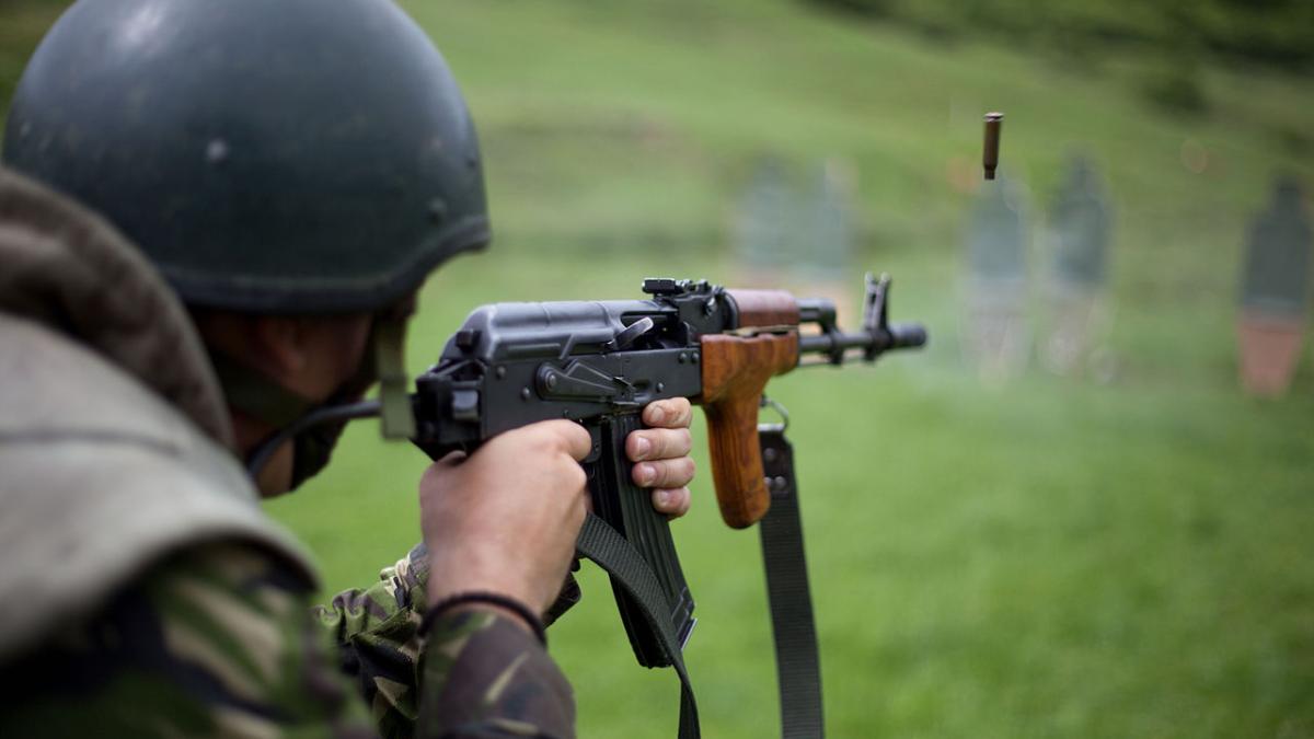 model-1986-pa-md--86-arma-de-asalt-romania_23863100