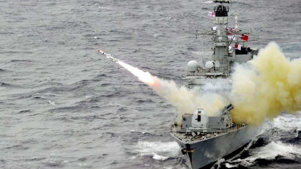 hms-montrose-firing_73308900