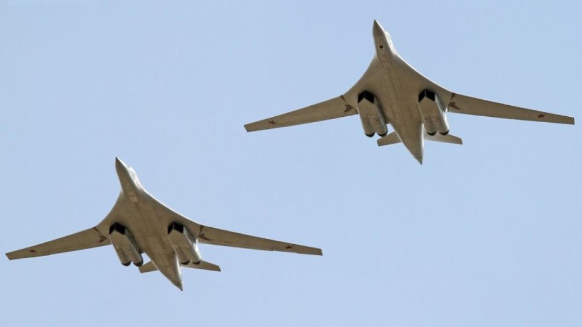 rusia-bombardiere-tu-160_25365200