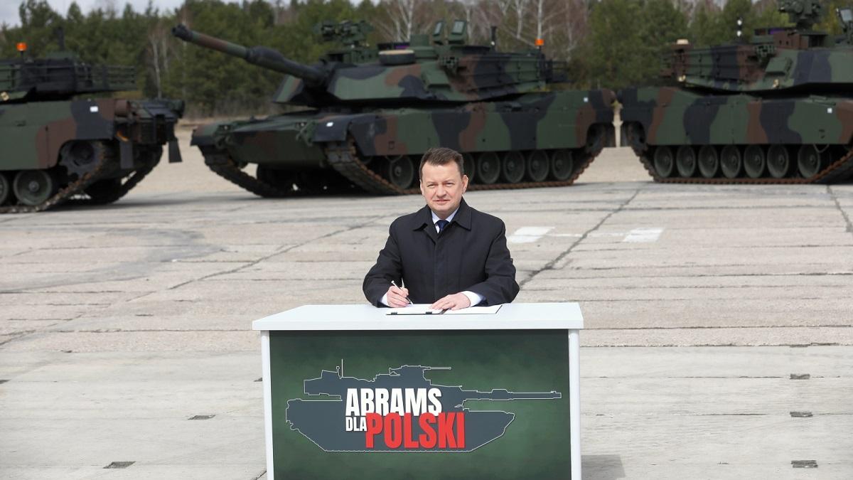 polonia-abrams_69649500