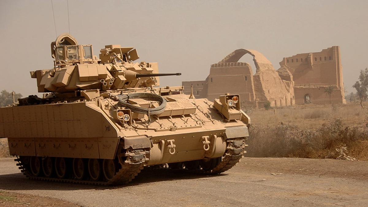 vehicul_bradley_m2a2_17704600