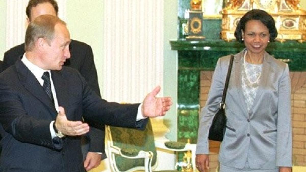 vladimir-putin-condoleezza-ric_38407500