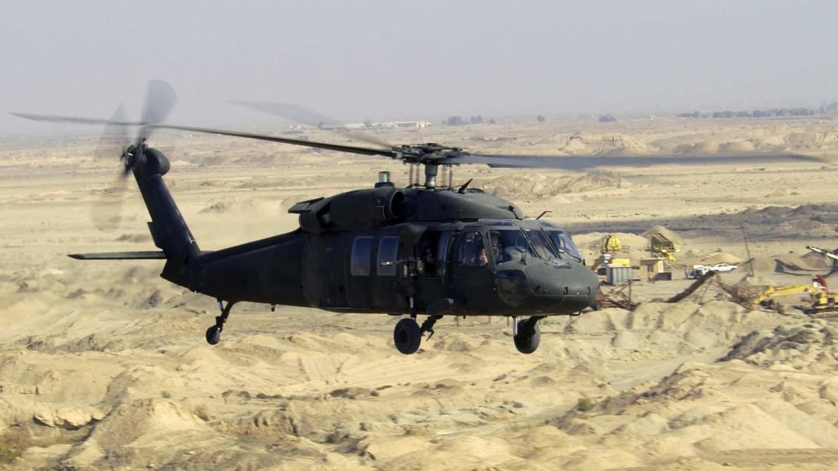 uh-60-black-hawk_73618600