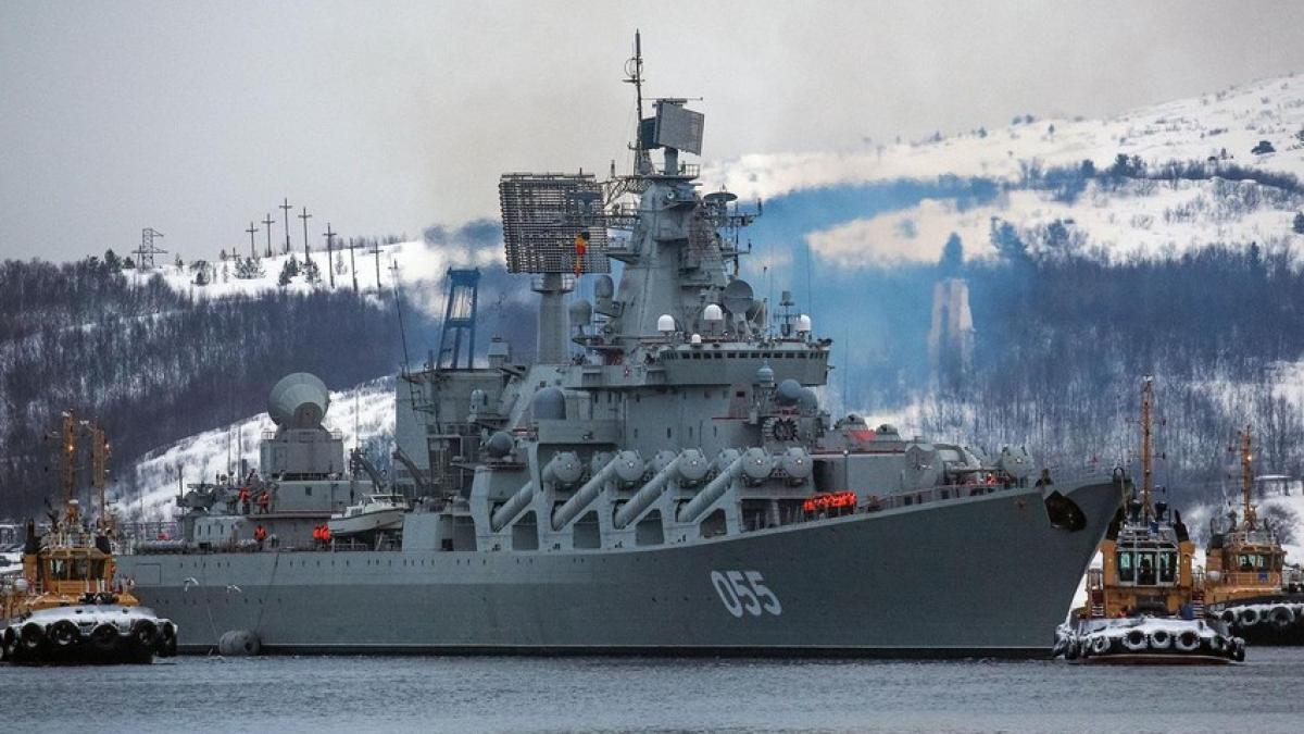 crucisatorul-rusesc_maresal_ustinov_47943600