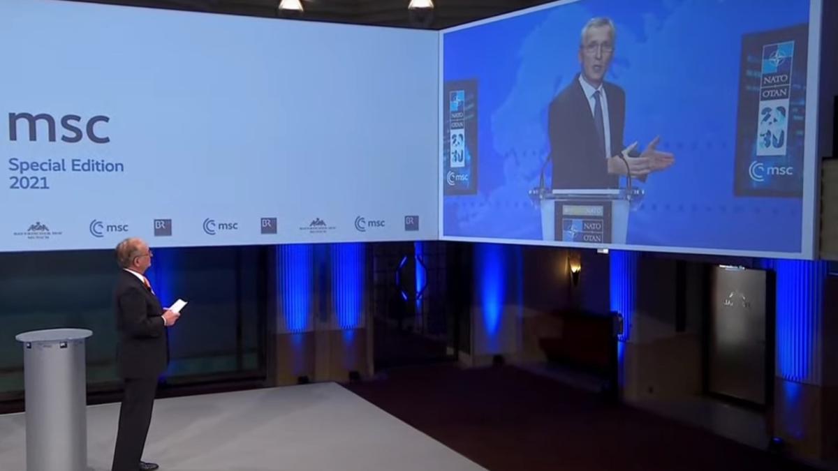 stoltenberg_08799300