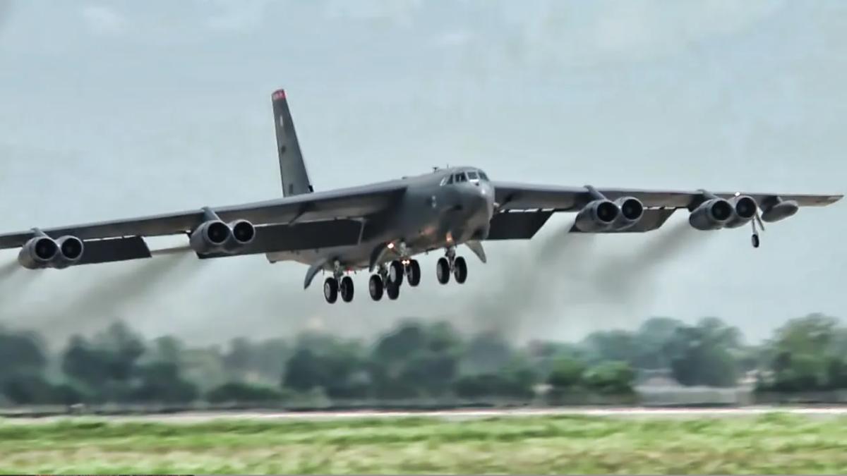 b-52_98360700