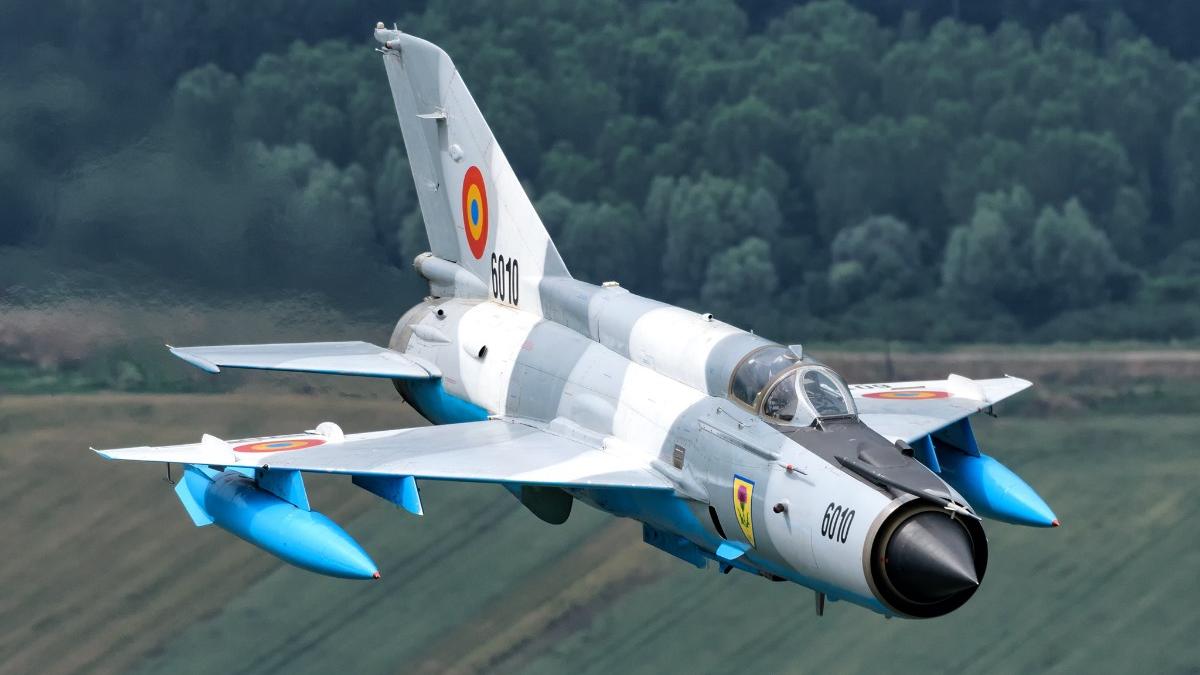 Ultimele zile pentru MiG-21 românesc. Bătrânele MiG-uri pot avea o nouă viață: Chinezii ar putea transforma propriile MiG-uri în drone, pentru o misiuni împotriva Taiwanului