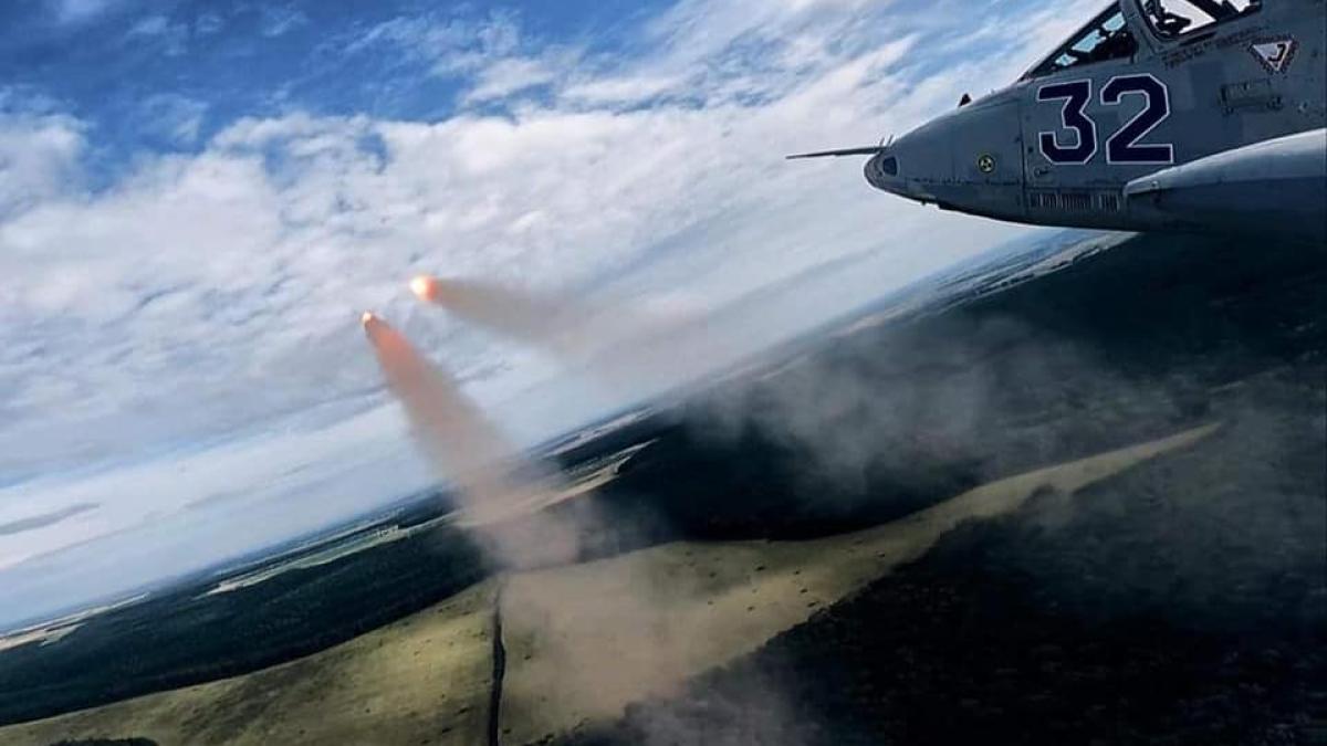 ucraina-racheta-aviatie_72694300