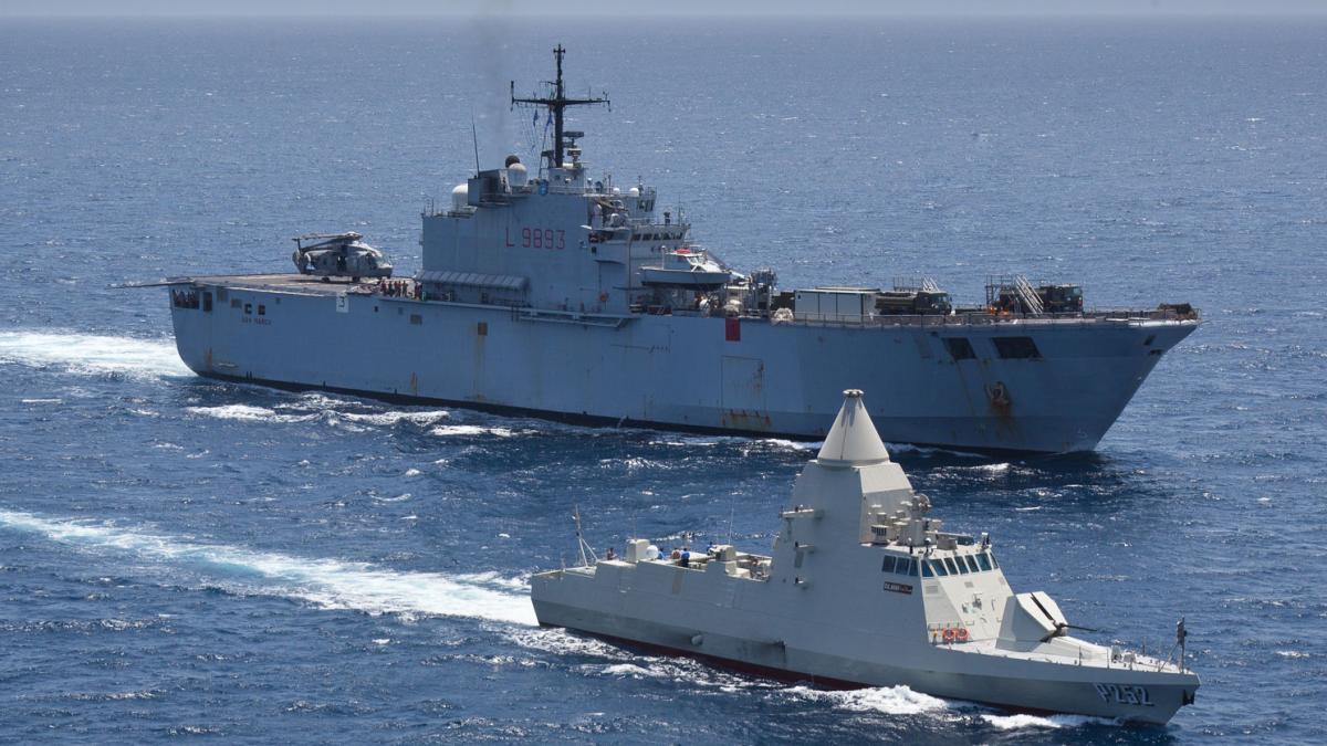 nave-ale-fortelor-navele-din-emiratele-arabe_32760900