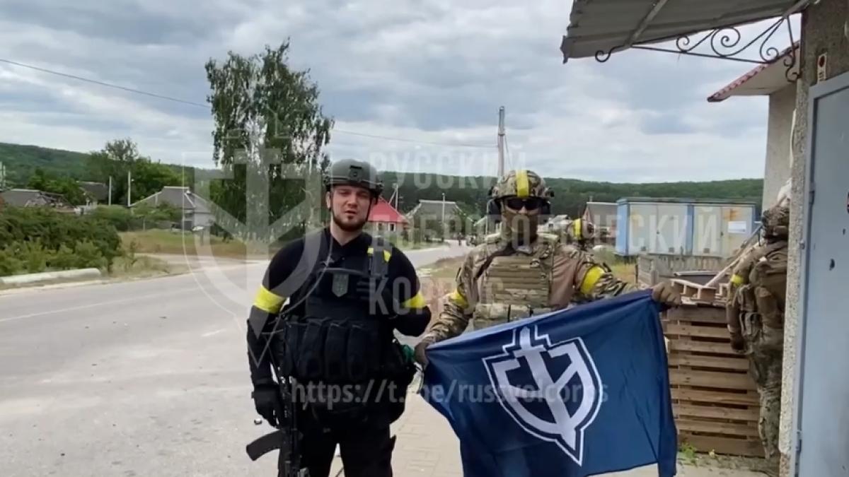 Corpul Voluntarilor Ruși (RDK) se declară singura autoritate care controlează așezarea rusă Novaia Tavolzhanka din regiunea Belgorod (Video)