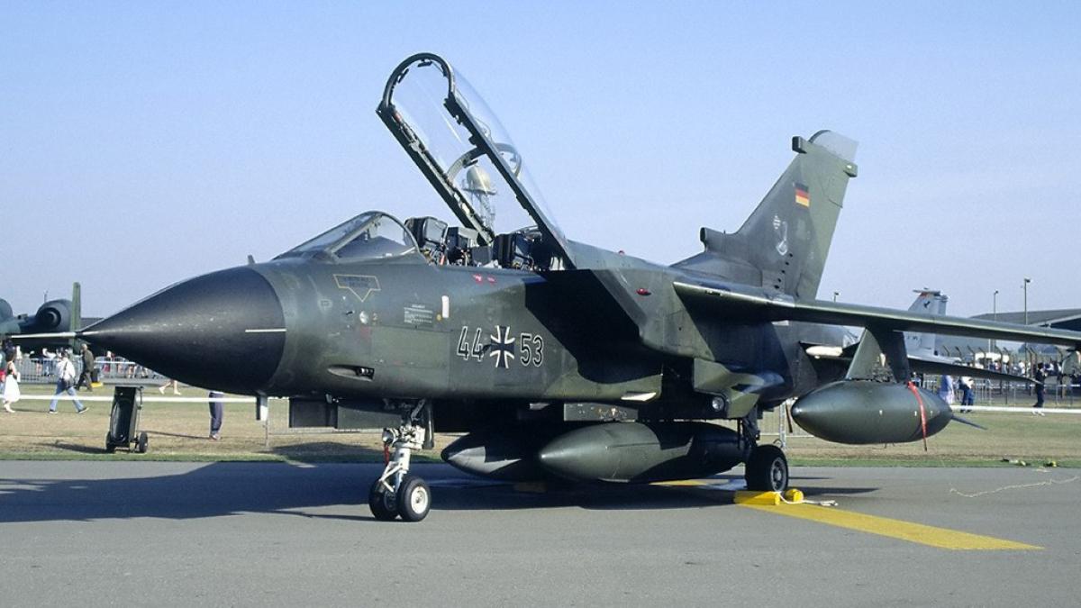 avion_tornado-02_58105300