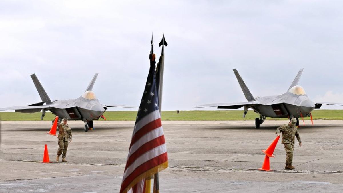 f-22-mihail-kogalniceanu_43232800