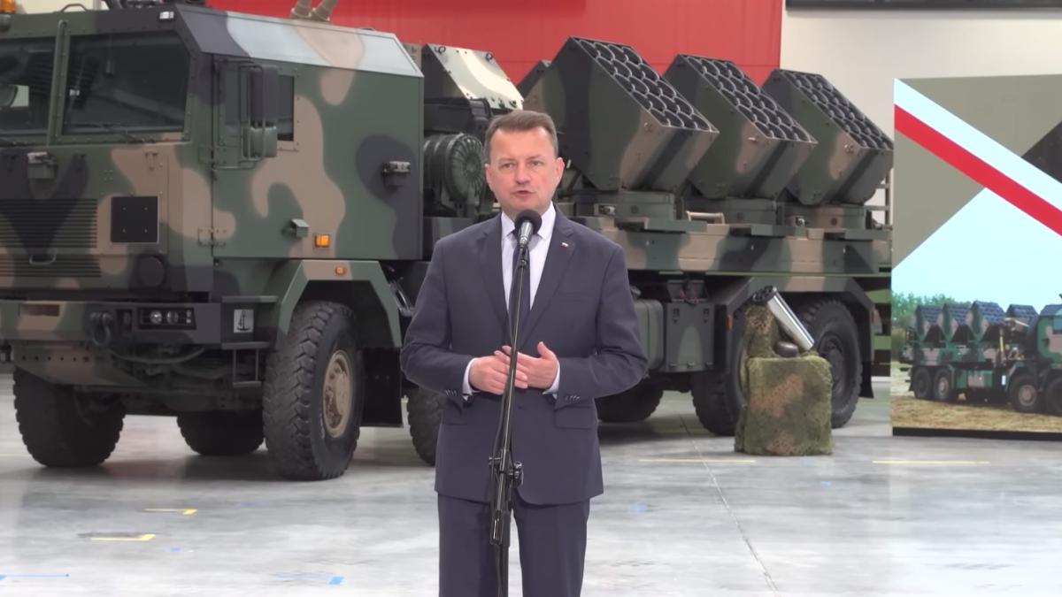 Trupele ruse, așteptate cu ”covorul roșu”: Armata poloneză va primi BAOBAB-K, vehicule care pun mine antitanc în timp record