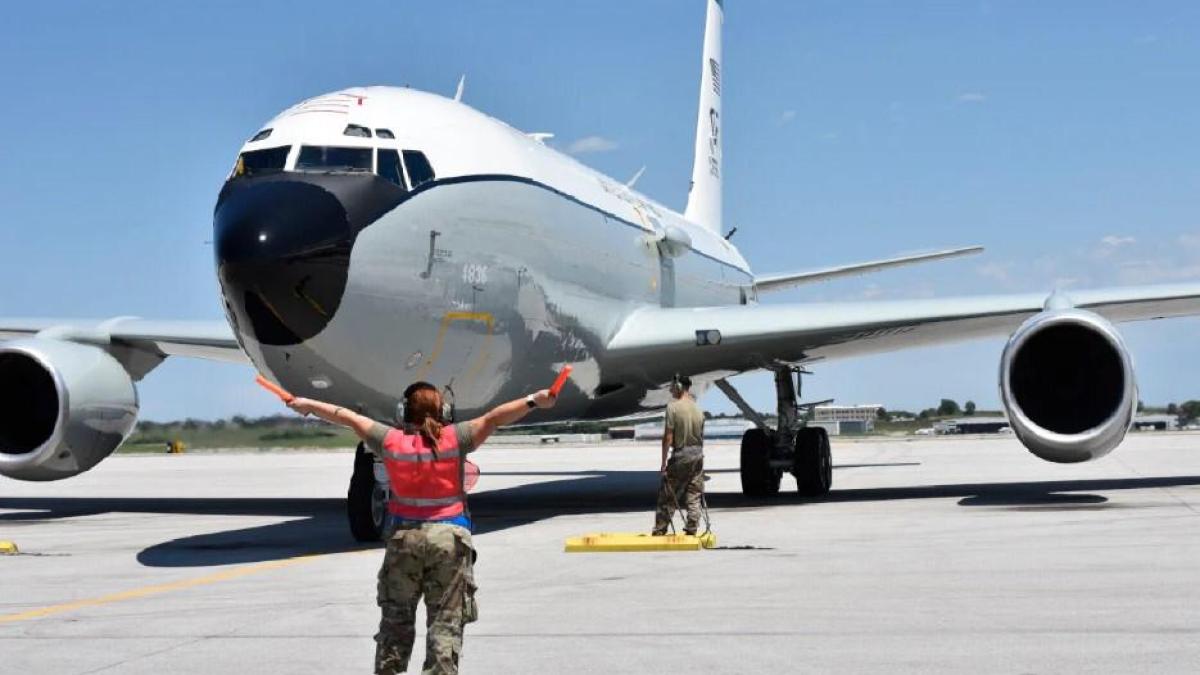 aeronava-de-tip-boeing-wc-135_96771900