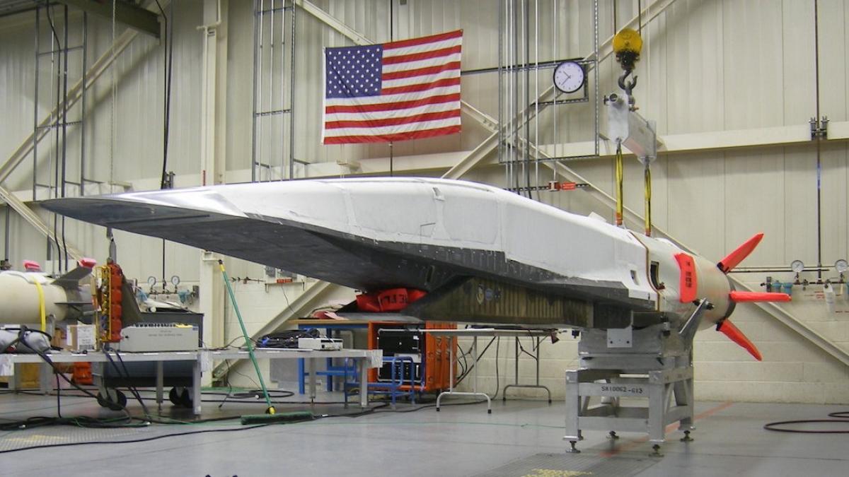 hypersonic_glide_00000300